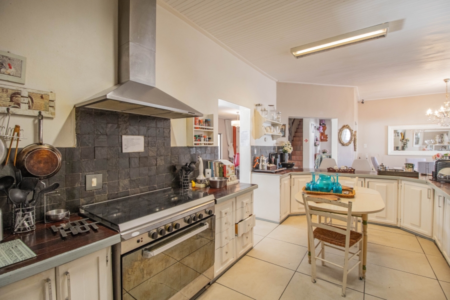 8 Bedroom Property for Sale in Country Club Western Cape